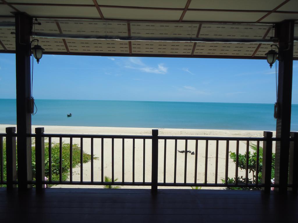 Sea Breeze House, Naiplao Beach Khanom Exterior photo